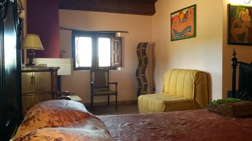 Agriturismo Malena Amica Habitación foto